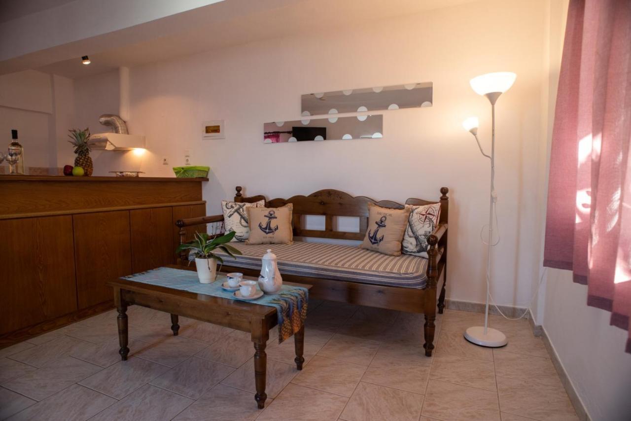 Villa Dina Apartments Almirida Eksteriør billede