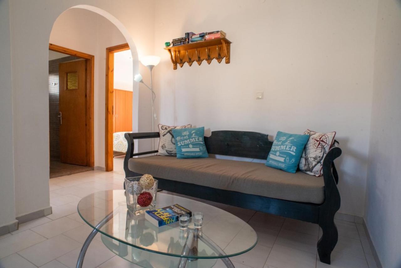 Villa Dina Apartments Almirida Eksteriør billede