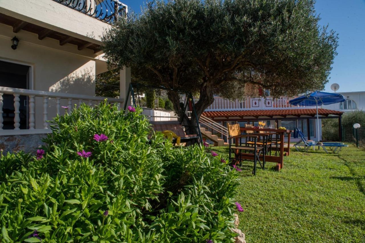 Villa Dina Apartments Almirida Eksteriør billede