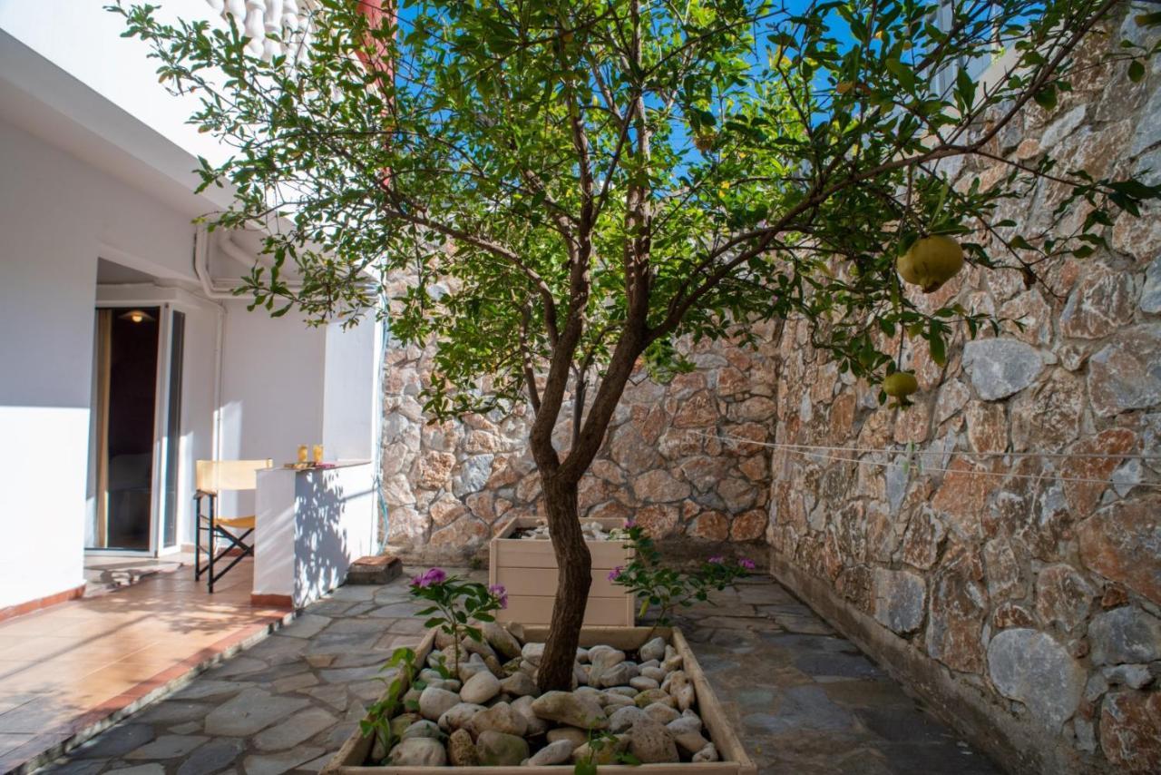 Villa Dina Apartments Almirida Eksteriør billede