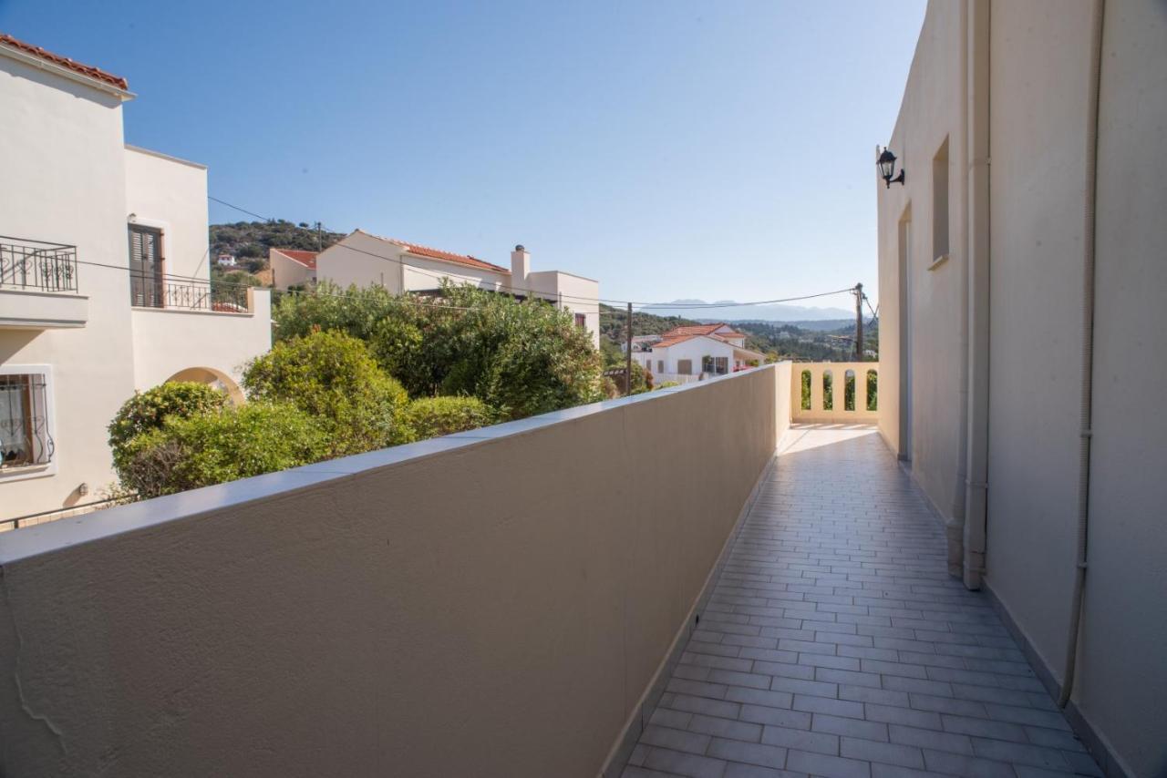 Villa Dina Apartments Almirida Eksteriør billede